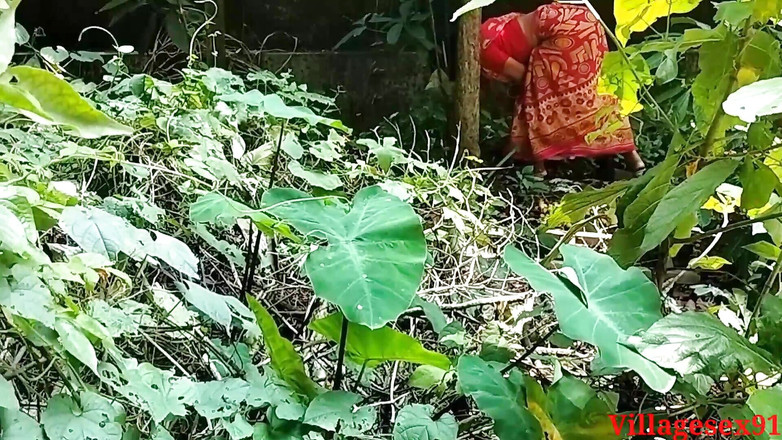 Villagesex91: Bella moglie del villaggio che vive il sesso Lonly bhabi...