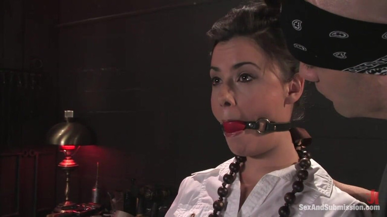 Sex and Submission by Kink: Ansioso para agradar
