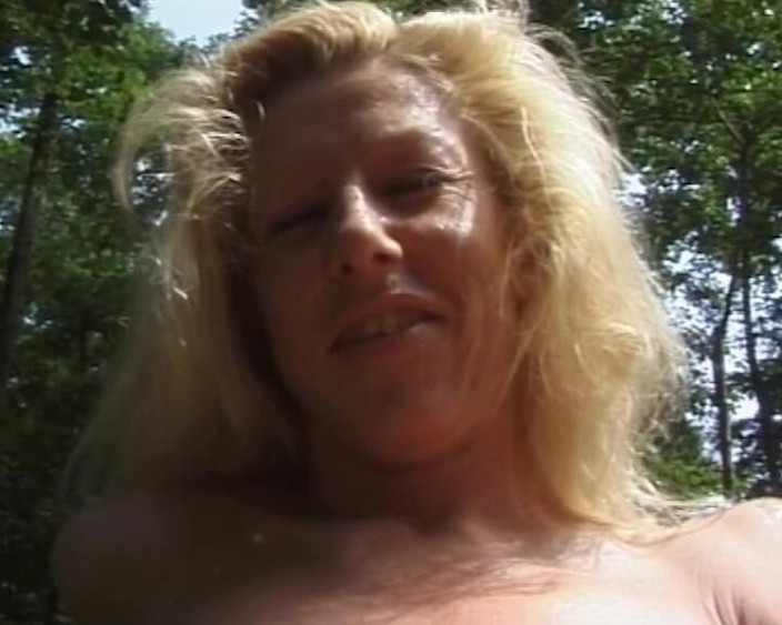 BB Video - Vintage Story: Seks blonde wanita solo amatur Jerman dalam mainan seks di...