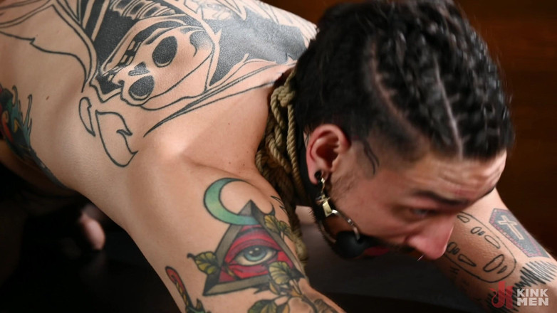 Taken rough: Dante Colle și Yinne Dedom: Înlocuitorul