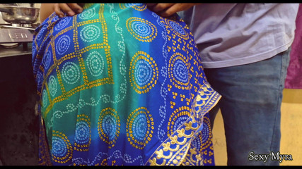 Your_Suman: Home'un yeni üvey annesinin yapışkan parmaklamaları