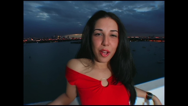 Bewitched!: Seorang rambut coklat panas dengan pantat besar lembut kacau keras...