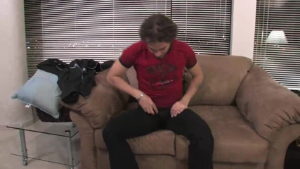 Gay 4 Pleasure: Getting hot in his armchair and jerking off