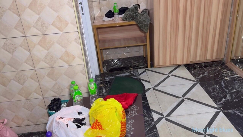 Moonlight blues: Stor röv doggy knull för kåta hyresvärden hemmafru