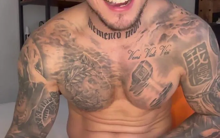 BoyGym: Tattoed Cute Boy Cum with No Hands