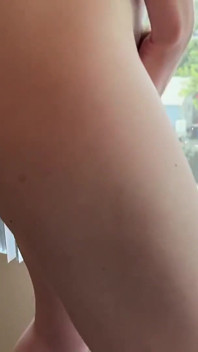 Ashley lane squirta dappertutto sul mio cazzo! Sesso duro!