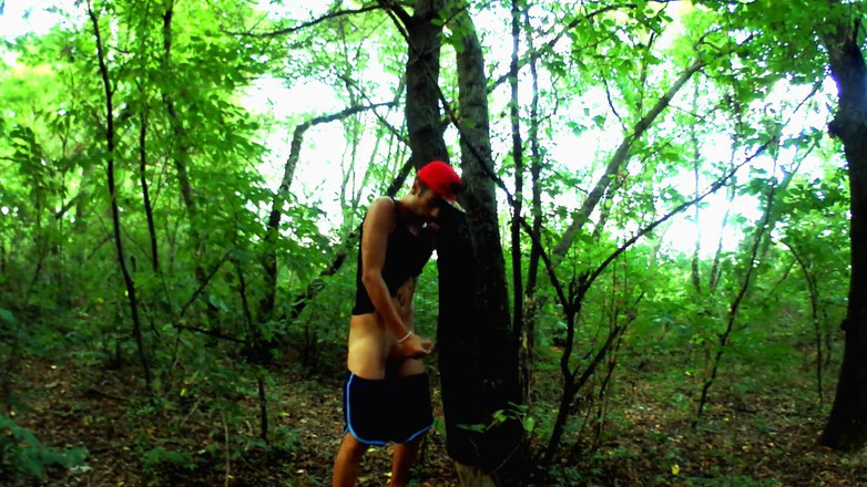 Idmir Sugary: 7 minute rapid intens pulă uriașă masturbându-se în pădurea de seară