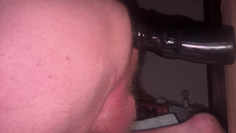 Almaviva: Сфінктер дідуся ще не звик отримувати цього монстра