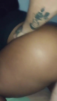 Making Sure Her Guest Has a Good Night, She Loves Cum on Her Face