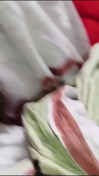 Hintli sevimli ve seksi bengalli kız seks yapıyor