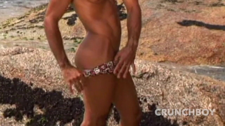 Gaybareback: Seks di Pantai