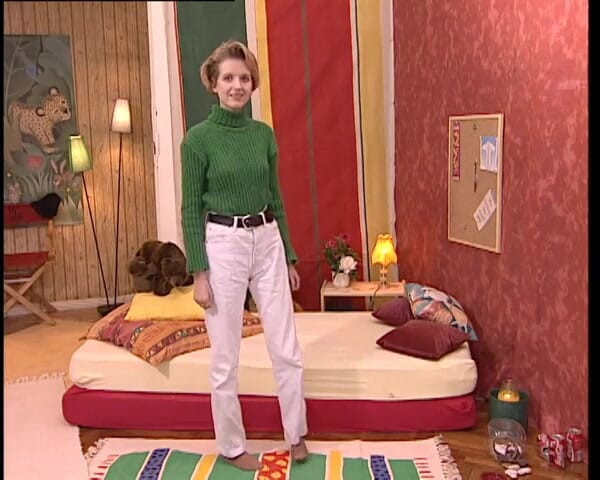 YOUR FIRST PORN: Studentă - Antonia în Softclip