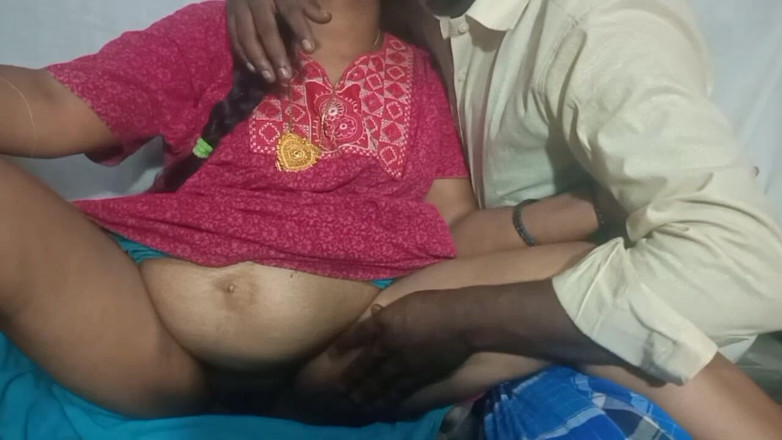 Priyanka314: Indian Kerala Mallu Aunty Sex with Boy