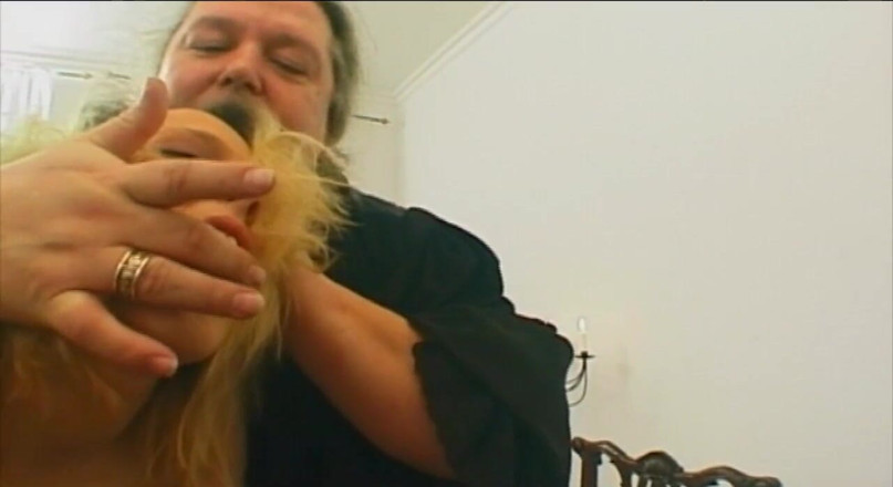 Absolute BDSM films - The original: BDSM on my maid