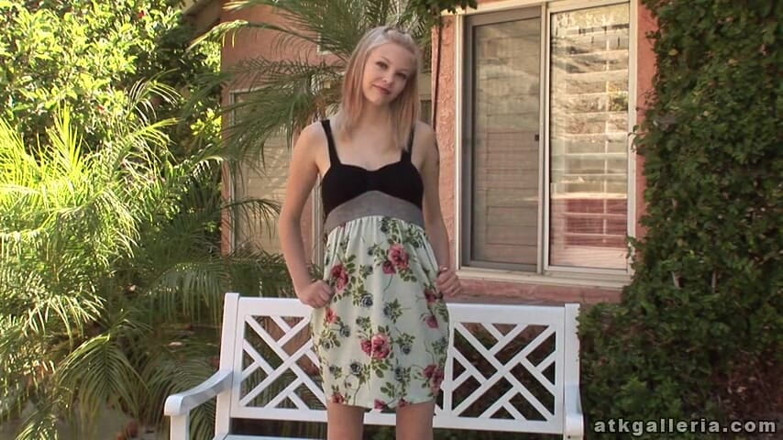 ATKIngdom Fans: Teen with huge tits