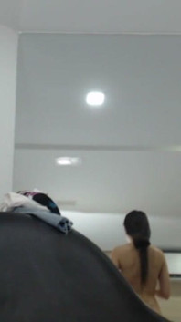 我想骑乘你的大鸡巴，并总是在我的体内