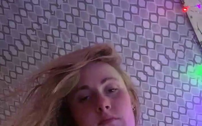 April Sparx: Stream se rozběhl rychle a zábava