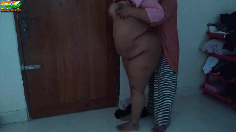 Aria Mia: Tatie gujarati sexy, baise softcore et éjaculation énorme