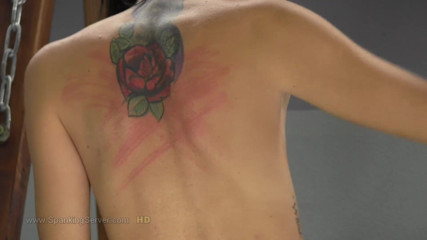 Spanking Server: Sissi bare back punishment