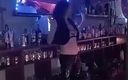 Spaingirl Natalie: Striptease al barmanilor