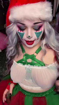 Facials and Breeding for the Christmas Clown