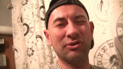 ARAB FUCKERS WITH HUGE COCKS: Tânără arabă futută fără prezervativ de tati