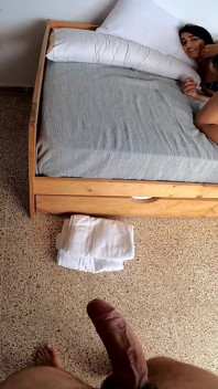 Netăiată - o curvă argentiniană este futută în camera ei de hotel - în spatele scenei