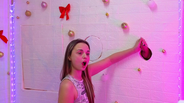 misss_vikki: 그는 그 리듬을 좋아하는 것 같다