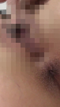 There's a Good View of the Pussy and Anus, 12 Amateur Girls Closeup Masturbation, Special Edition