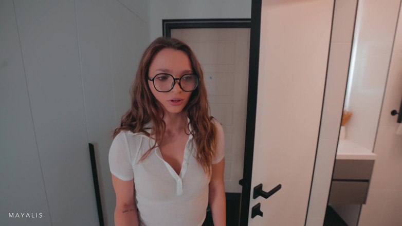 Lily Cute: Соковитий квартирний менеджер виправляє мою трубу практичним оглядом!