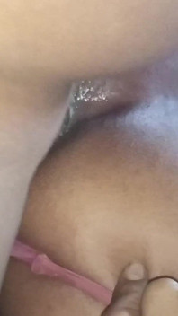 Heet MILF met een grote kont, echte amateur anale seks