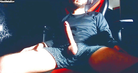 Alex Metallov: Pořád šukám ruku. Udělej se se mnou