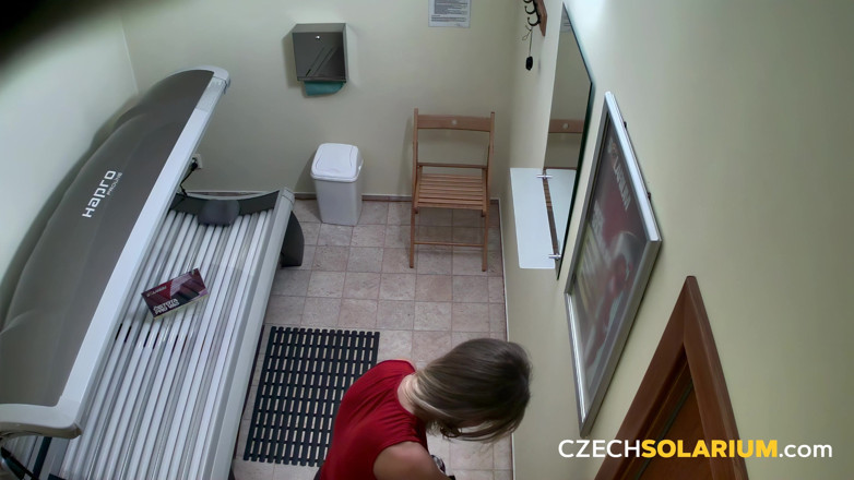 Czech Solarium: Tsjechisch Solarium 315: sexy vrouw pronkt in het solarium