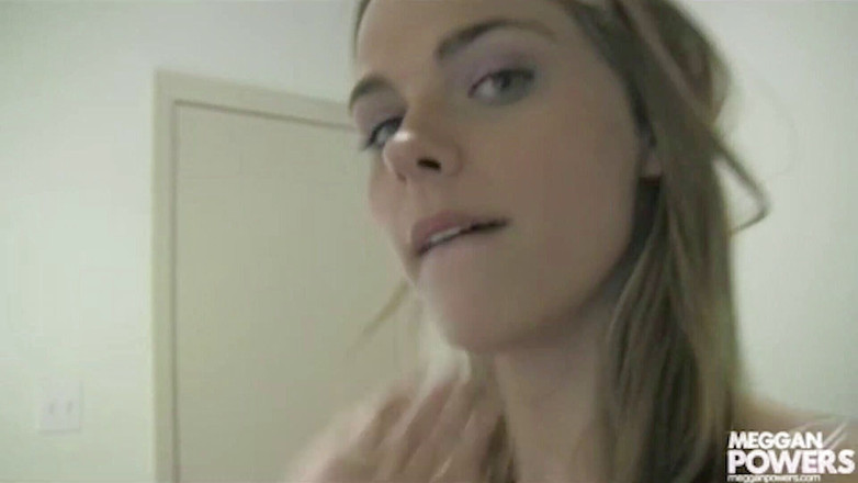 18Magazine: Beste jongensmeisje clips van sexy tiener Meggan Powers (en meer)!