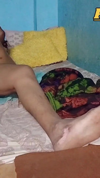 Индийский Секси Бхабхи Апне Парень Ки Джордар Савари Карти Хай