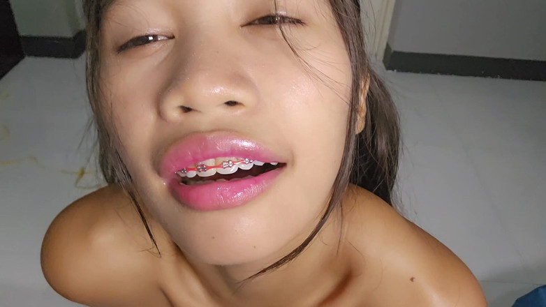 creamberryfairy: Gadis mungil seks bukkake