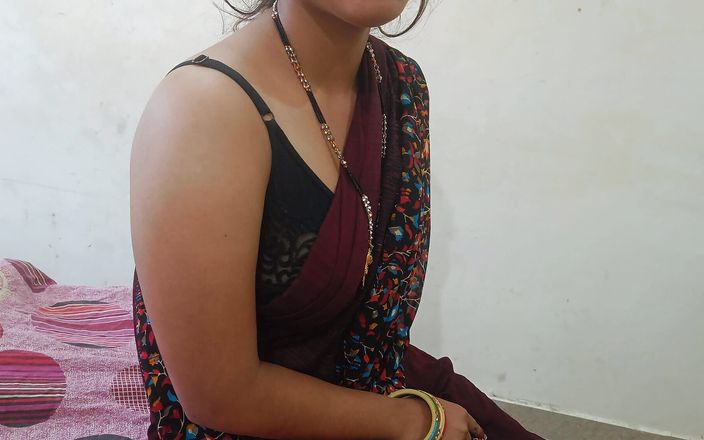 Sakshi Pussy: Desi indická vesnice Bhabhi po druhém dni marid sex