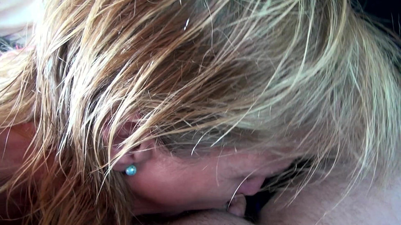 Deutschland Porno X: Suri rumah miang pesta seks penembusan berganda