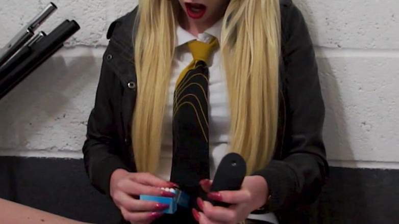 Creampie Clinic: Teen Blonde Dogging Blowjobs and Big Facials