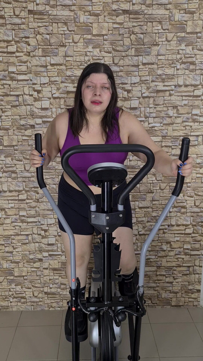 Alice H: Sweat Fetish Workout