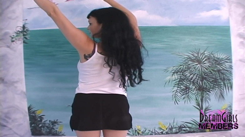 Dream Girls: Pinkeln und blankziehen mit Kasey