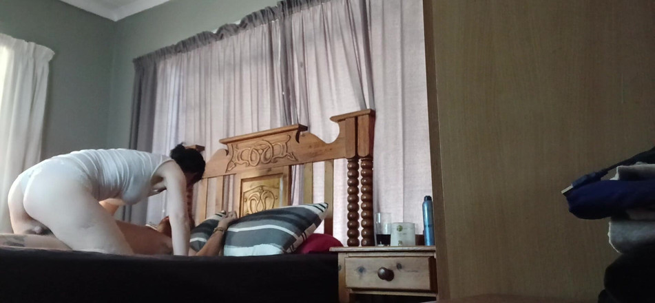 Bigjoefuckalott: Zábava spolubydlícího