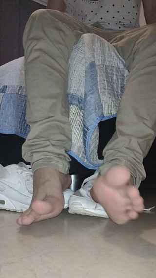 Tomas Styl: White Socks