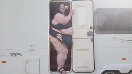 SSBBWLadyBrads: Caravan tiny door part 2