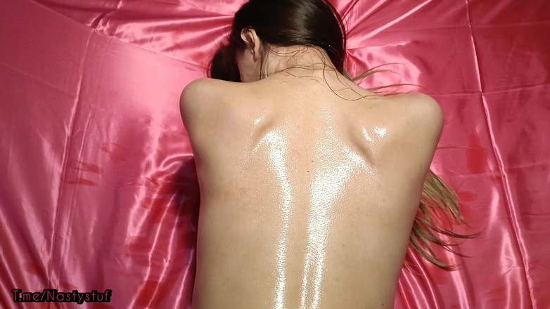 Nastystuf Girl: La matrigna asiatica ama essere inculata. Anale oleoso a pecorina 4k