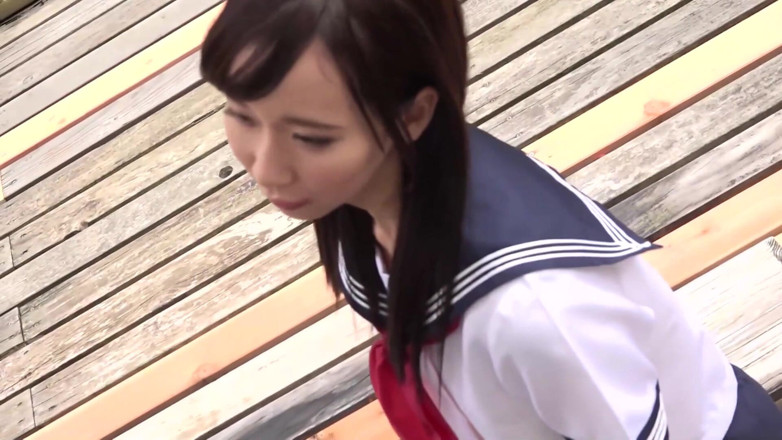 Raptor Inc: 卒業した優等生:心の抑えきれない鼓動 - 吉崎明菜