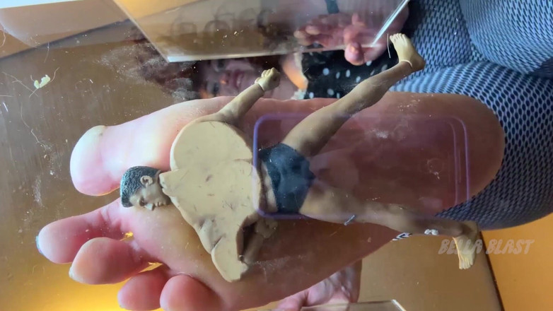 BellaBlast: Who Invited You Tiny? Now Stroke Under Giantess Feet and...