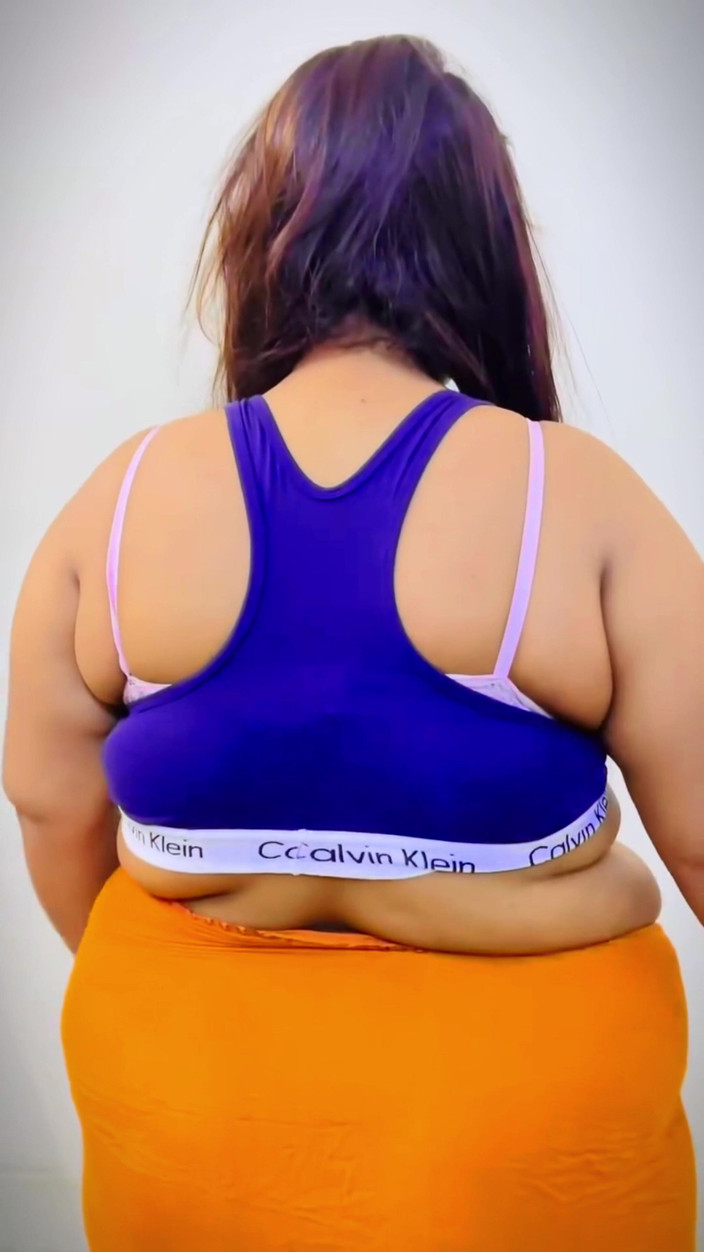 Your Boy's Cum: Индиец Mallu с большой задницей тамильской бхабхи пытается соблазнить друга ее мужа, чтобы получить анальный трах