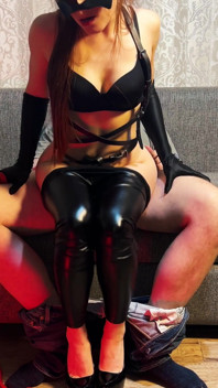 MyRedFoxGirl in Skinny Leggings And With Tight Robe Dominated And Made Her Partner Fuck Her Strongly So That She Came First
