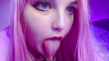 Yukionna: Chubby girl suck dick so tasty